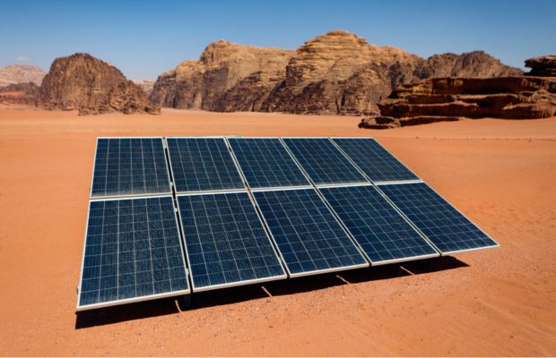 Saudi Arabia Shortlists Bidders for $1B Solar Project