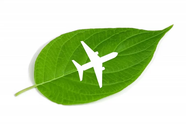 Oman Signs Pact to Develop Green Aviation Fuel Facility